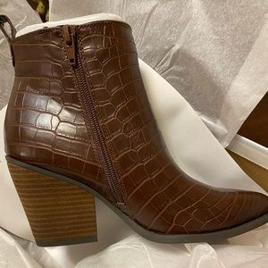 Soul Naturalizer Micah Crocodile Brown Ankle Boots Us 7.5